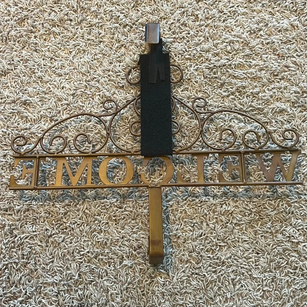 Bronze‎ Metal Welcome Over The Door Wreath Hanger Scroll Fleur De Lis 19 Inch
